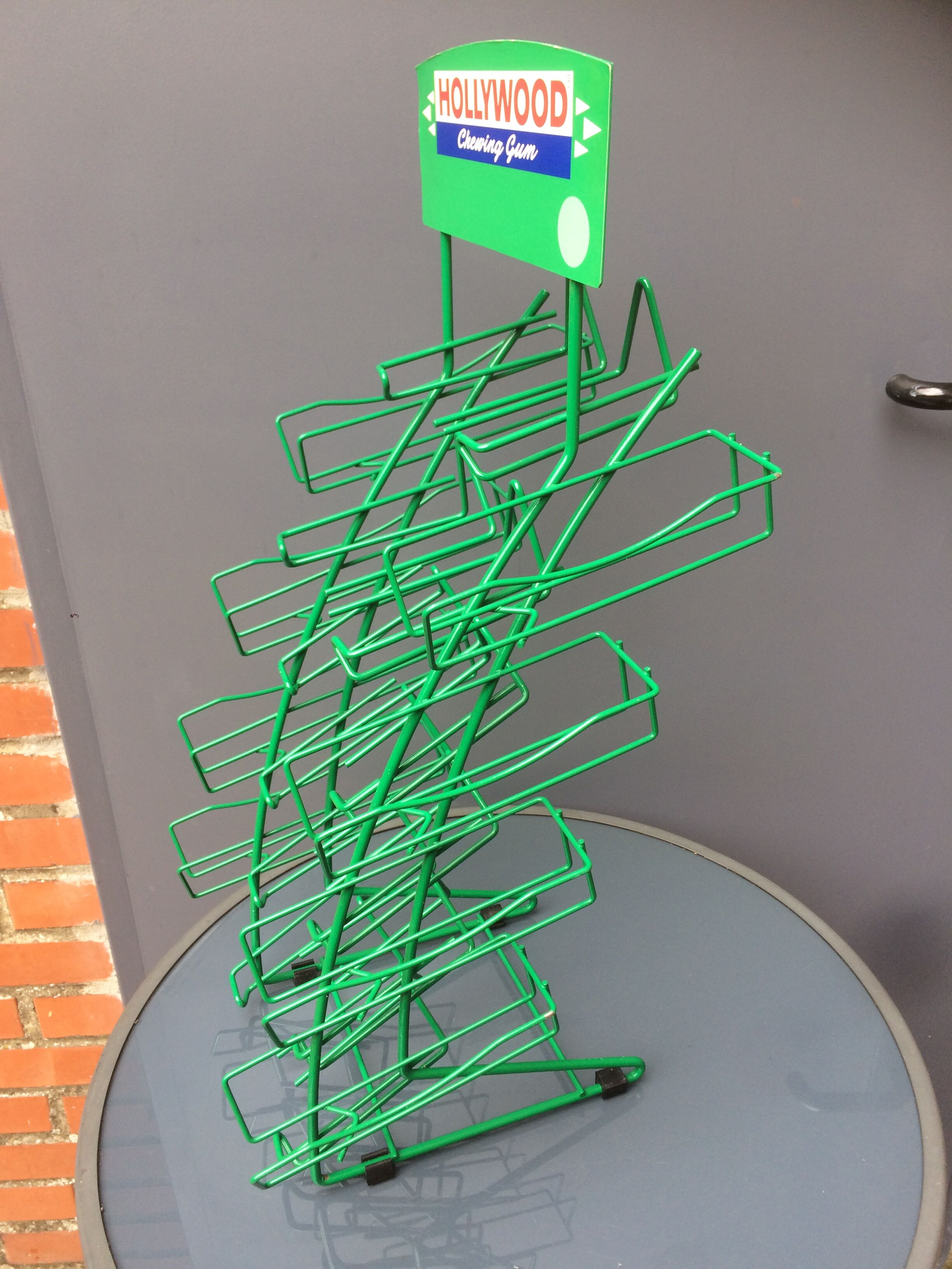 Vintage chewing-gum display