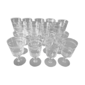 Lot de 17 verres en cristal