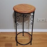 Pedestal table in wrought iron and wood