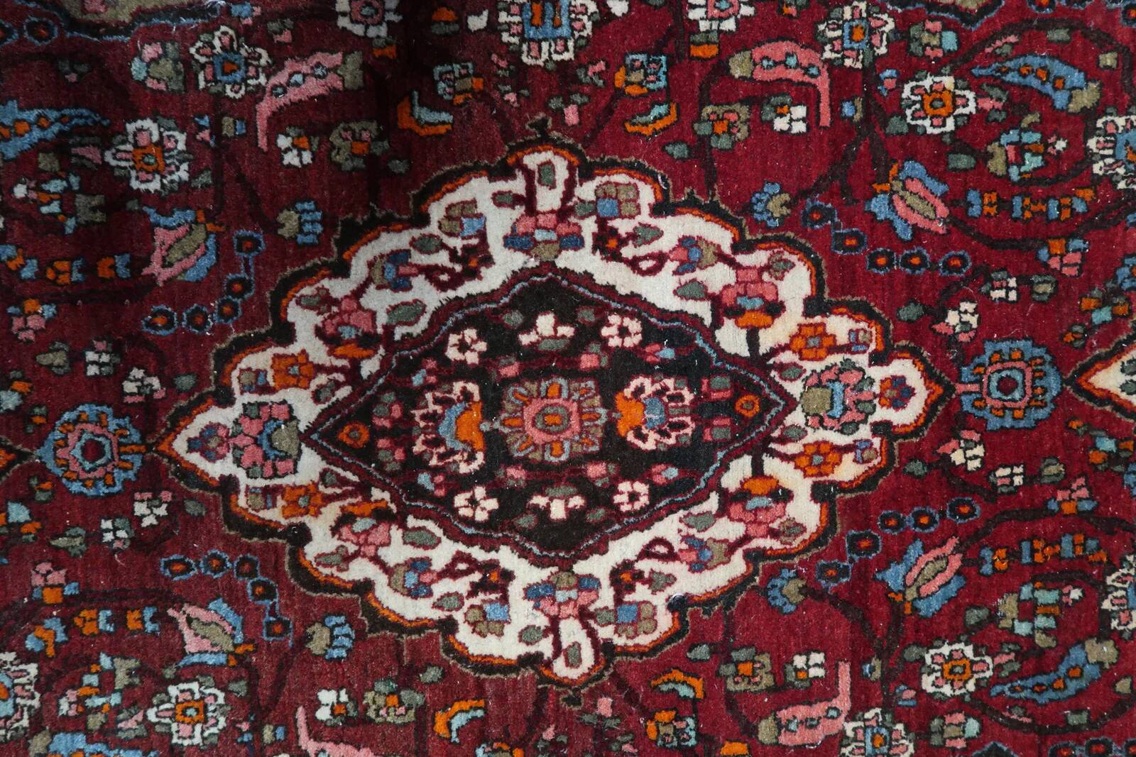 Handmade vintage Persian style Mahal rug 142cm x 204cm 1950s