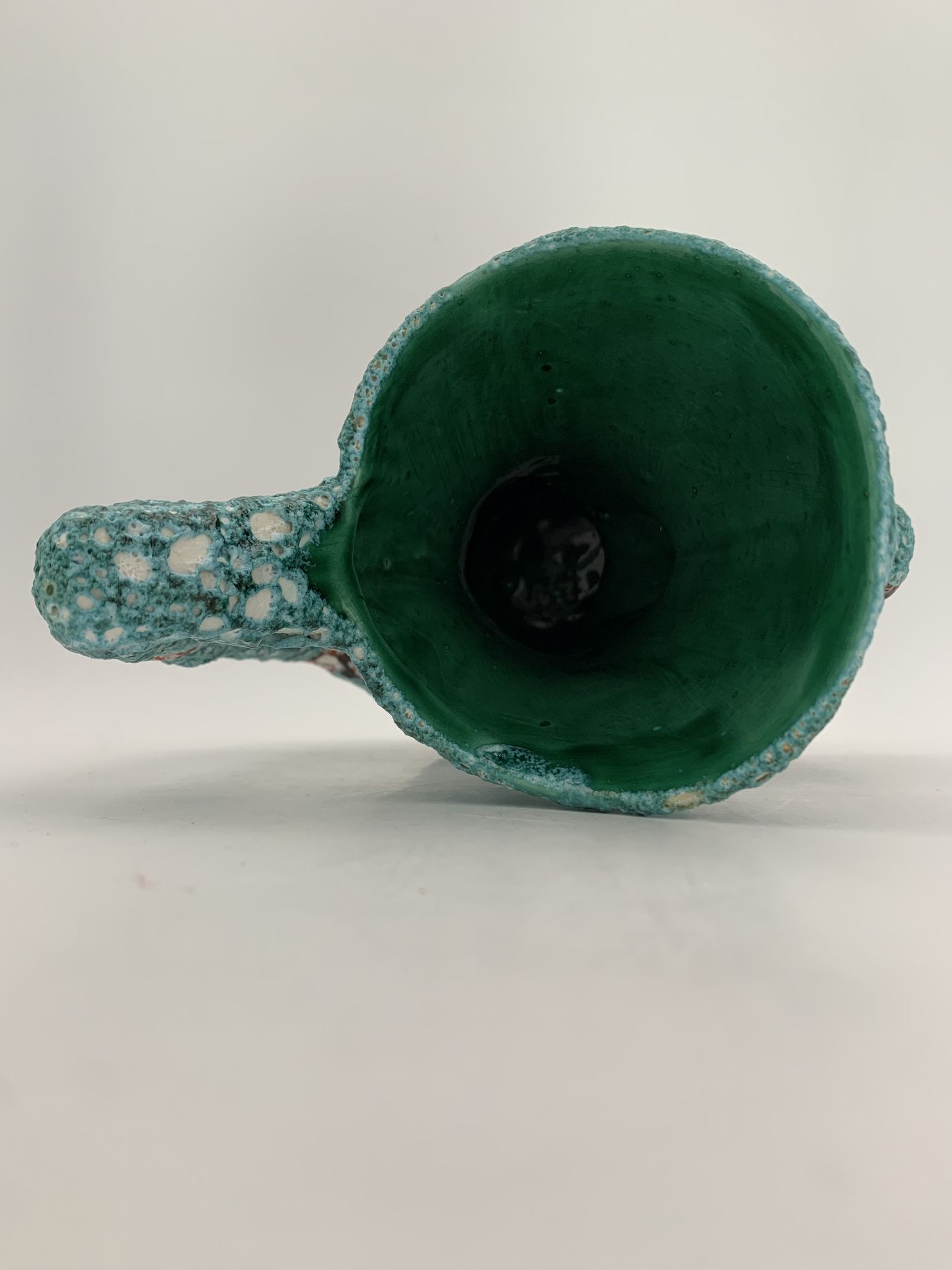 Vase vintage en céramique de vallauris, émail « fat lava » années 1960