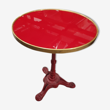 Red round bistro table