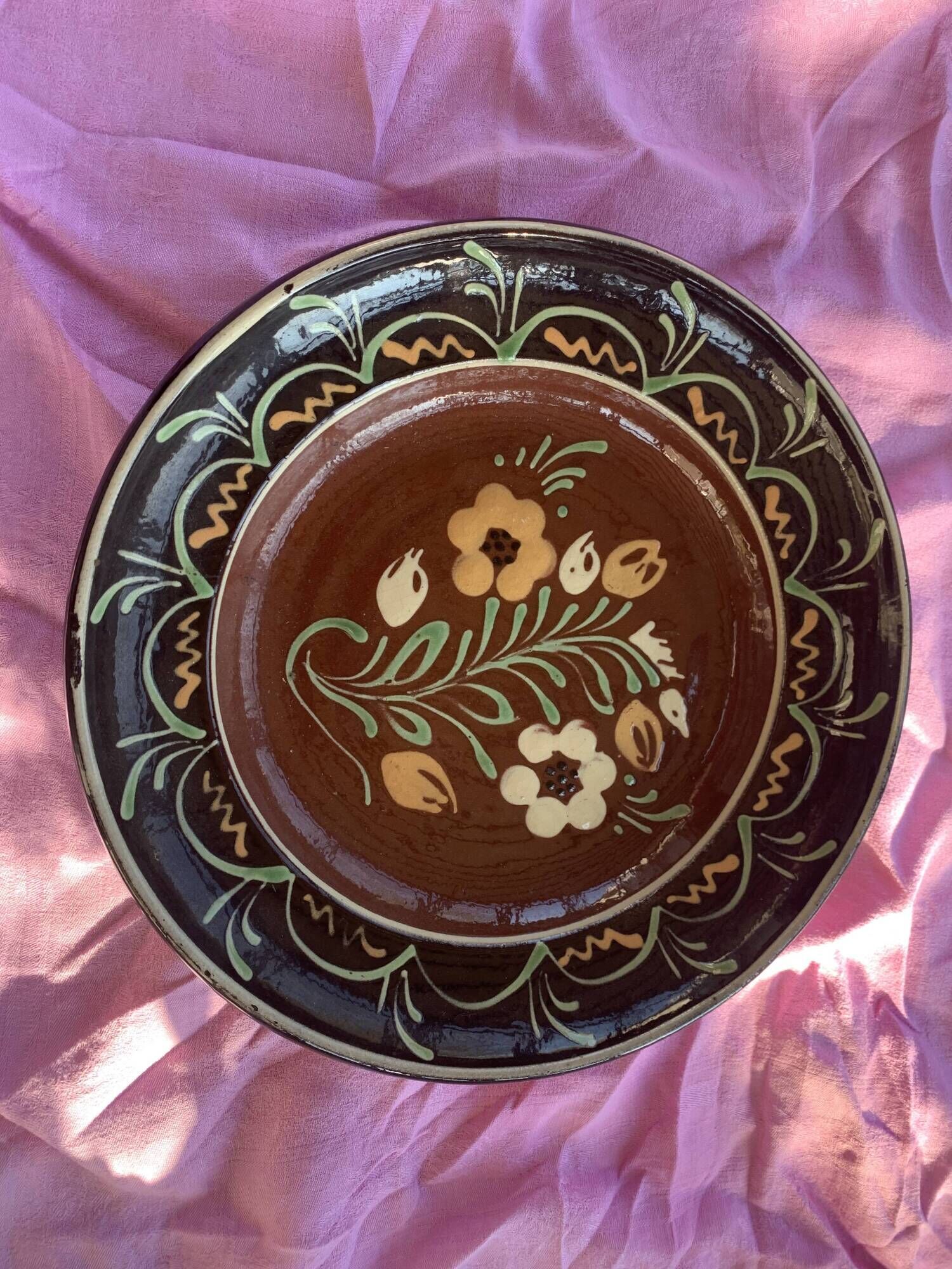 Plate in Alsatian artisanal pottery signed Henri Siegfried soufflenheim vintage