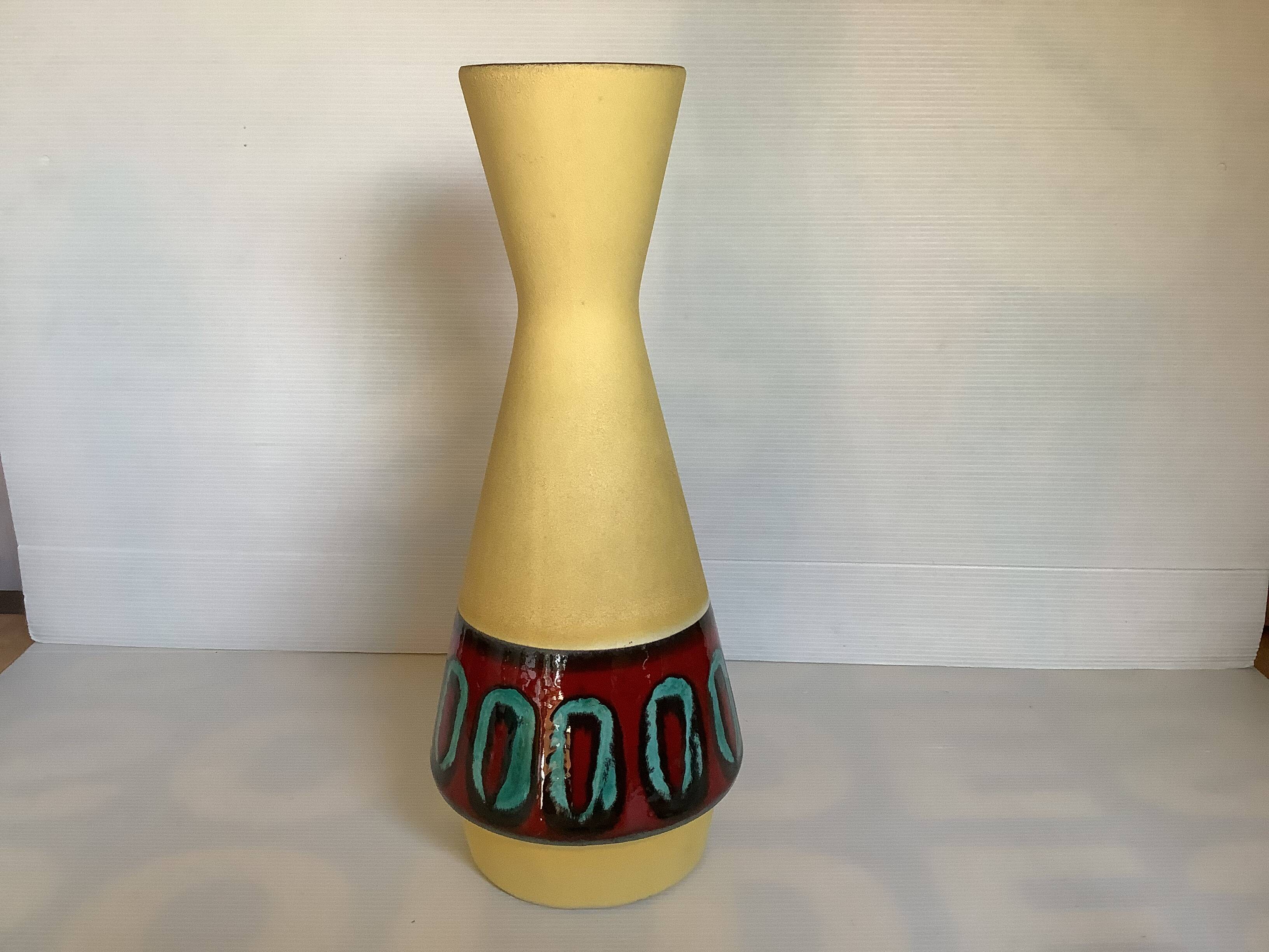 Large diabolo vase W Germany