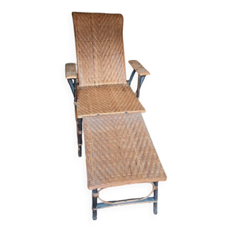 Vintage rattan lounge chair