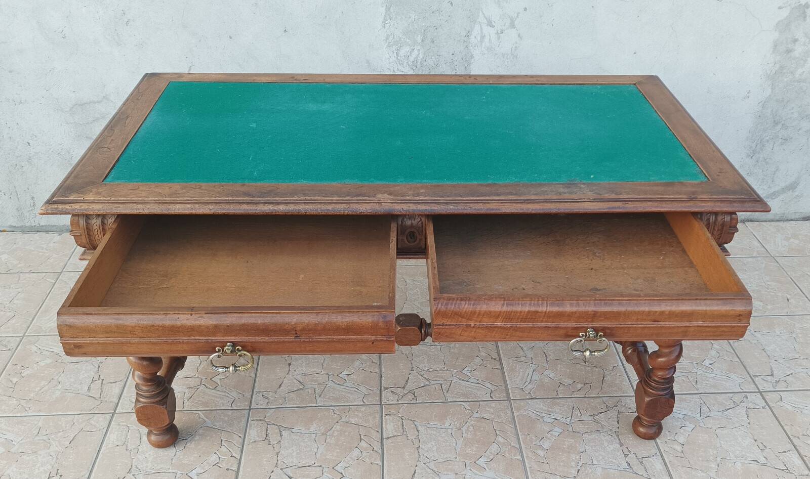 Louis XIII desk in walnut