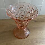 Pop-up Christmas 2022 - Vintage Pink Glass Vase Molded 1960