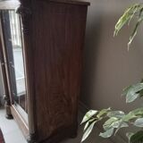 English display cabinet