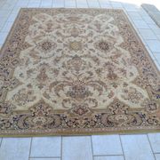 Old carpet 250x320cm