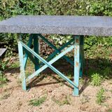 Metrology table above granite