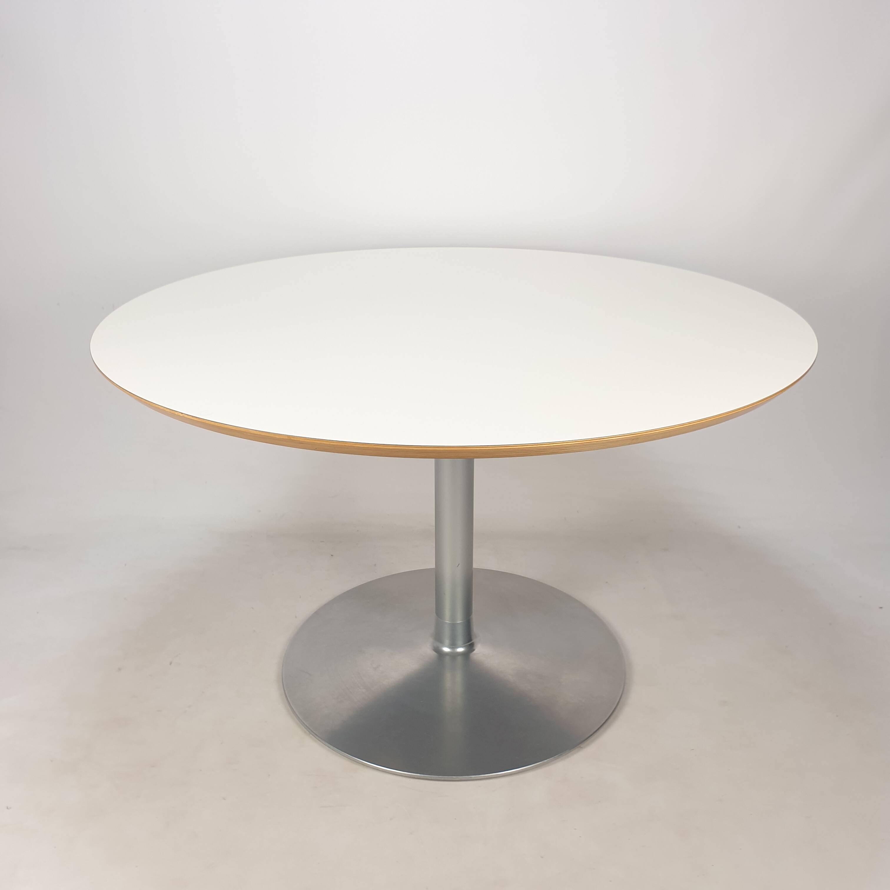 Round Dining Table by Pierre Paulin for Artifort