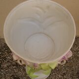 Pot cover with earthenware column