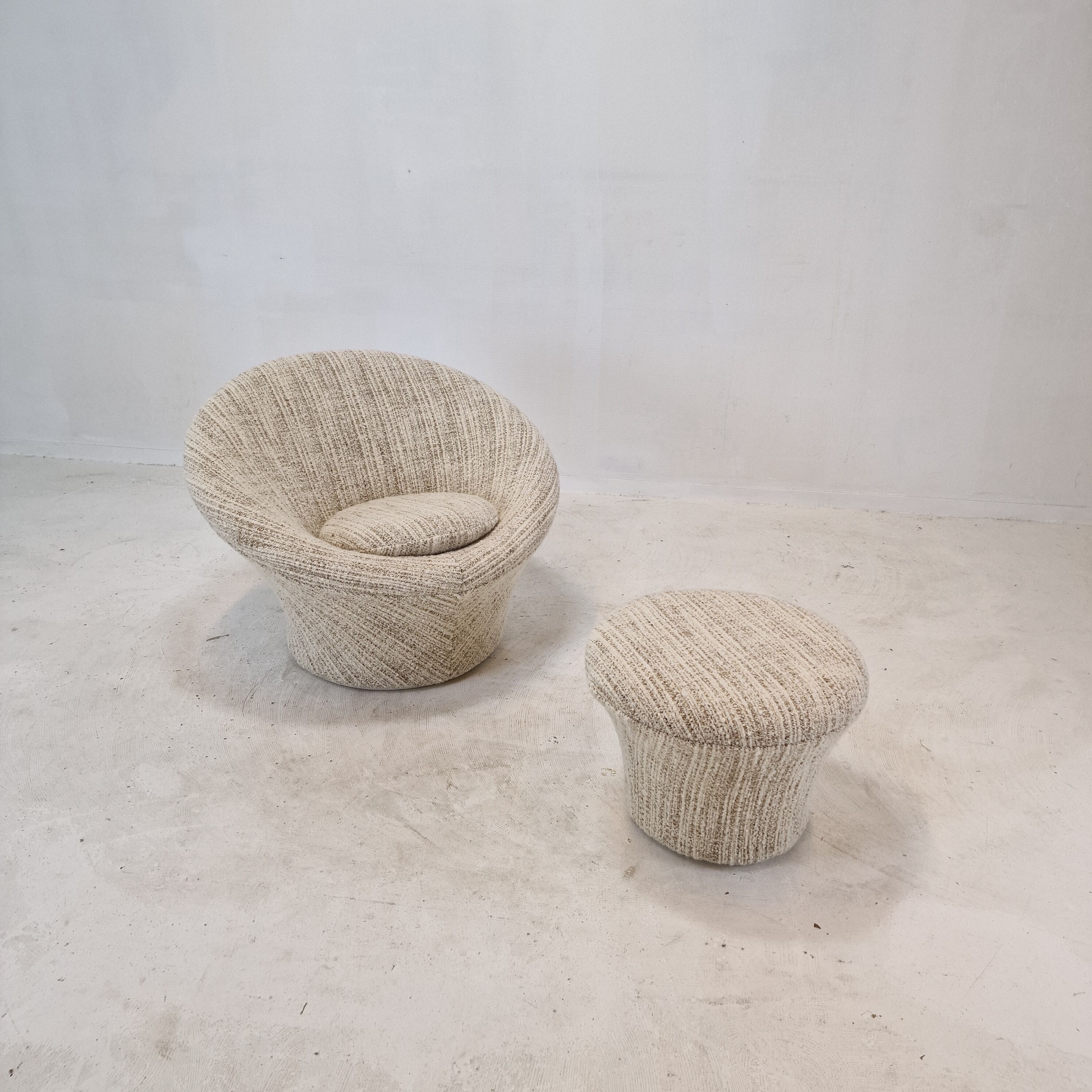 Mushroom Armchair and Ottoman by Pierre Paulin for Artifort, 1960s