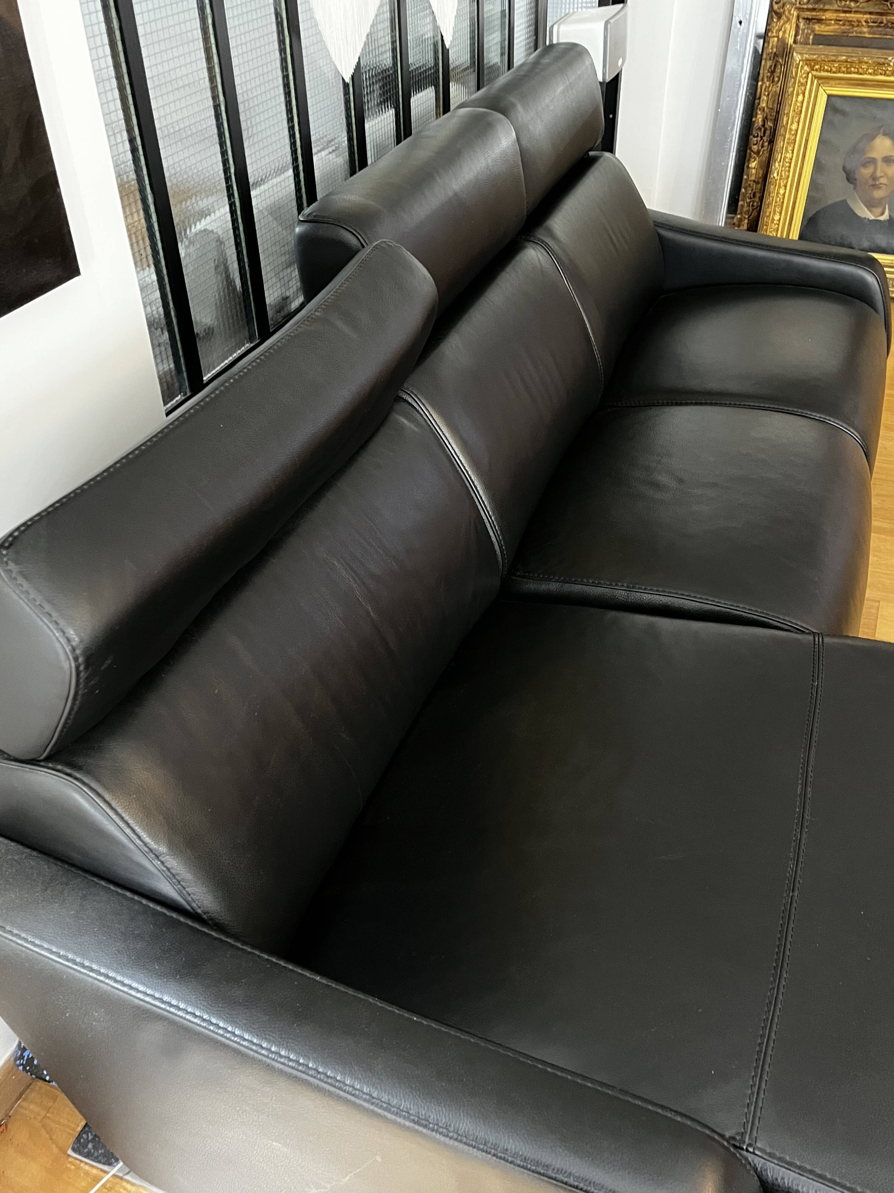 Black leather Steiner sofa