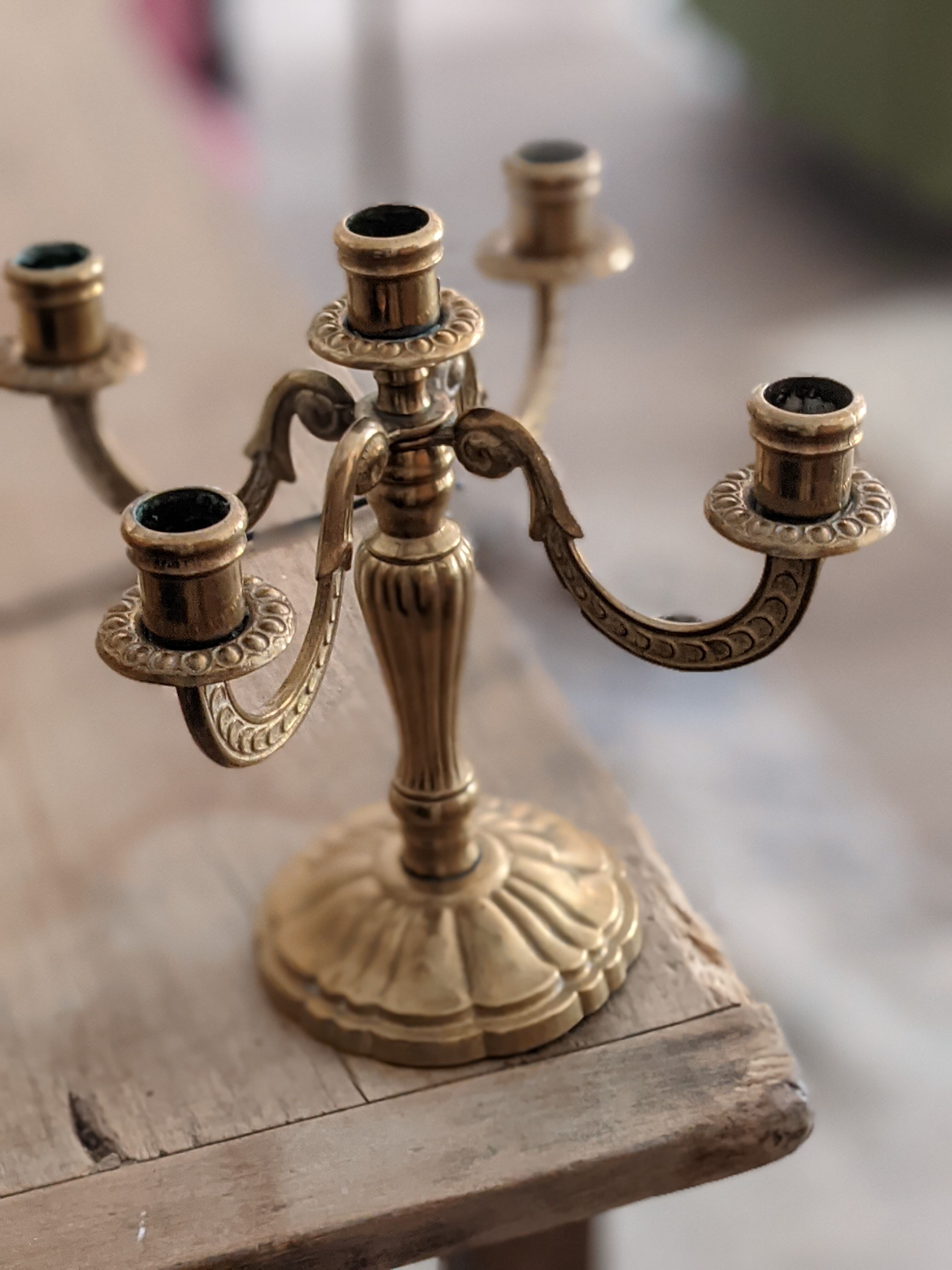 Lot de deux chandeliers