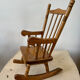 Grande chaise à bascule en bois jouet enfant vintage