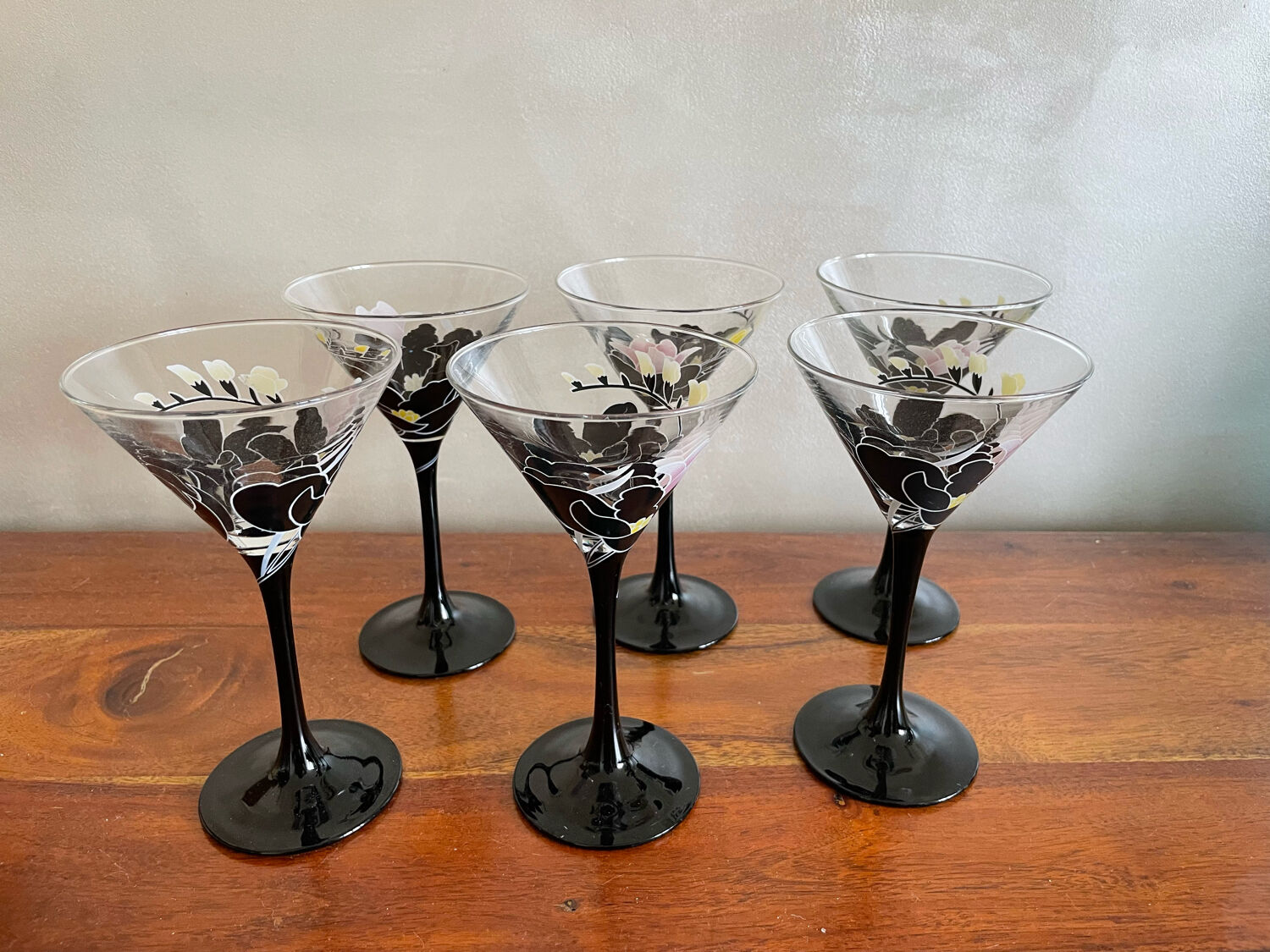 6 verres coupes à pied décor fleurs Luminarc