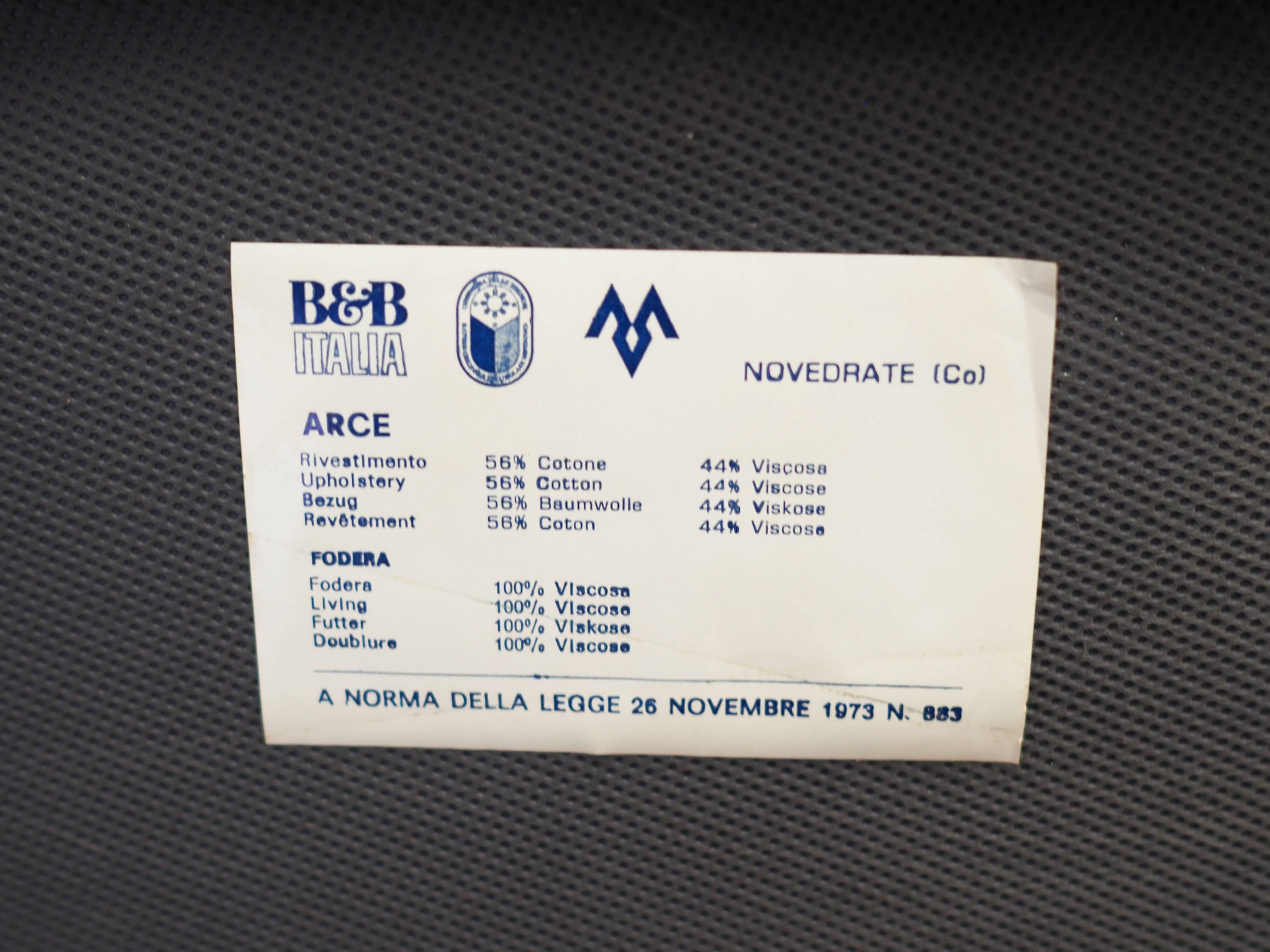 Sofa, Italian design, 1960s, manufacturer: B&B Italia