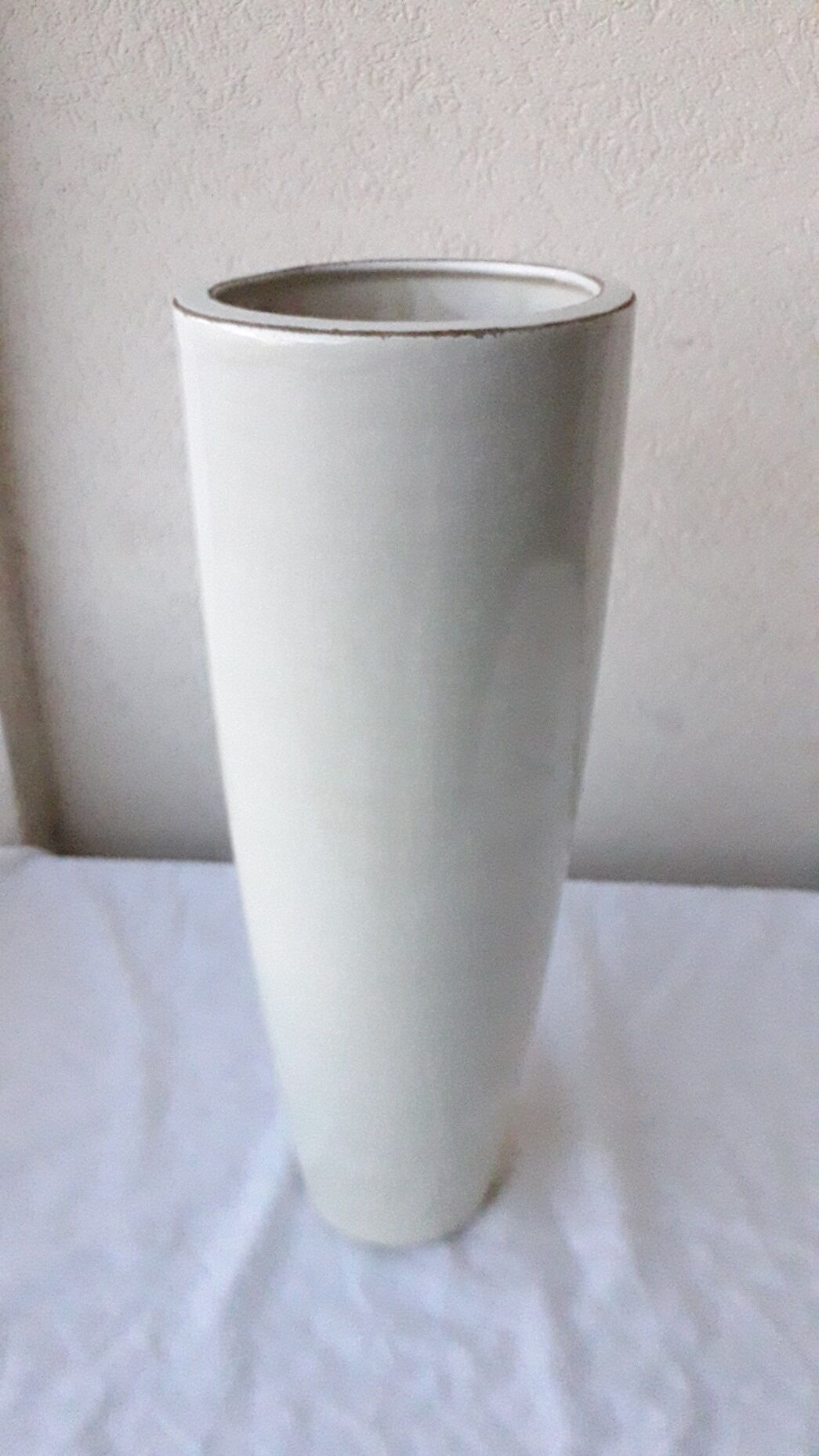 Ceramic vase