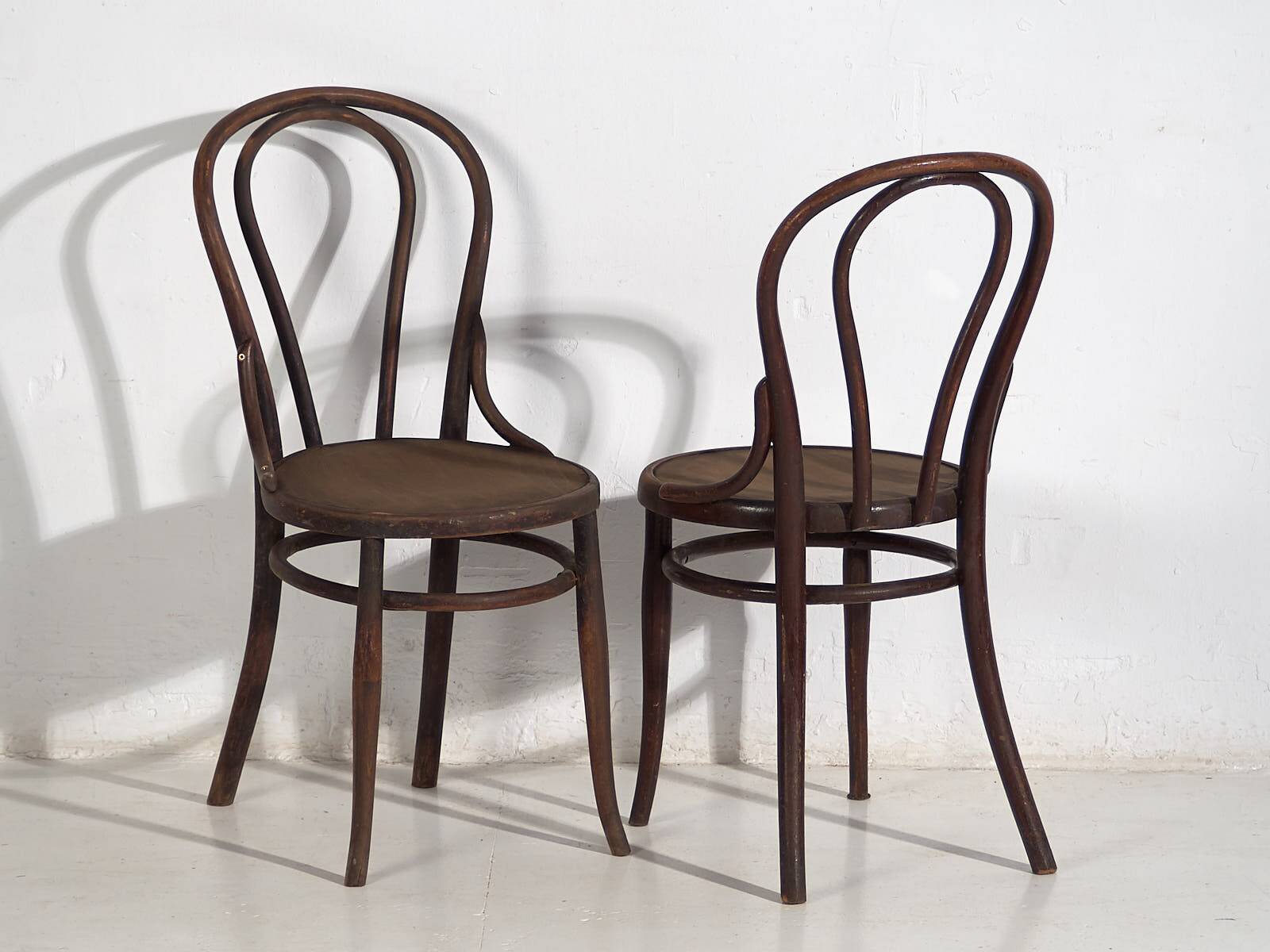 Antique Thonet Chairs No. 18 (c.1920). Set of 4 pieces #11