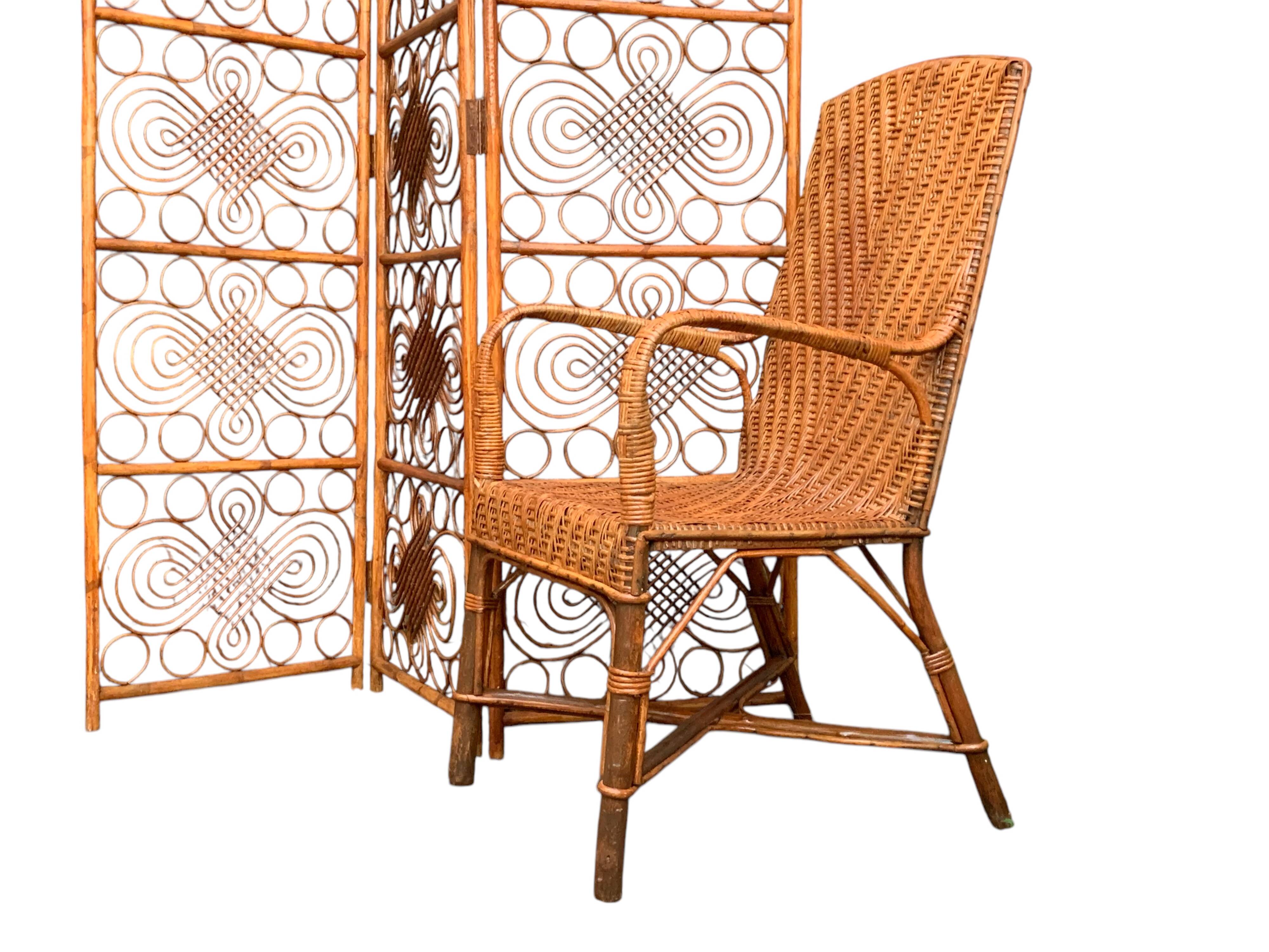 Vintage 1960s Curved Rattan Screen