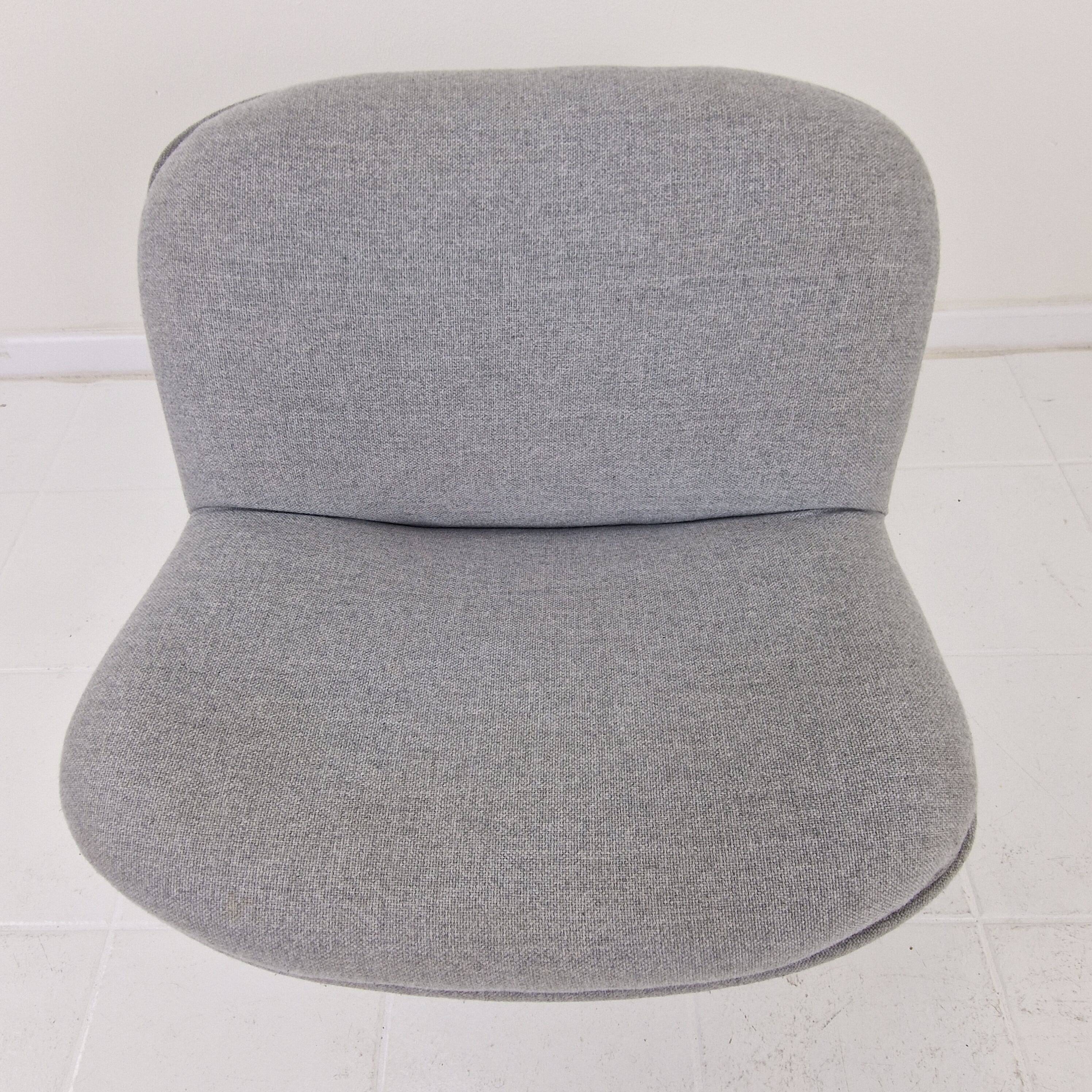 Pair of Artifort Model 508 Swivel Lounge Chairs by Geoffrey Harcourt, 1980s