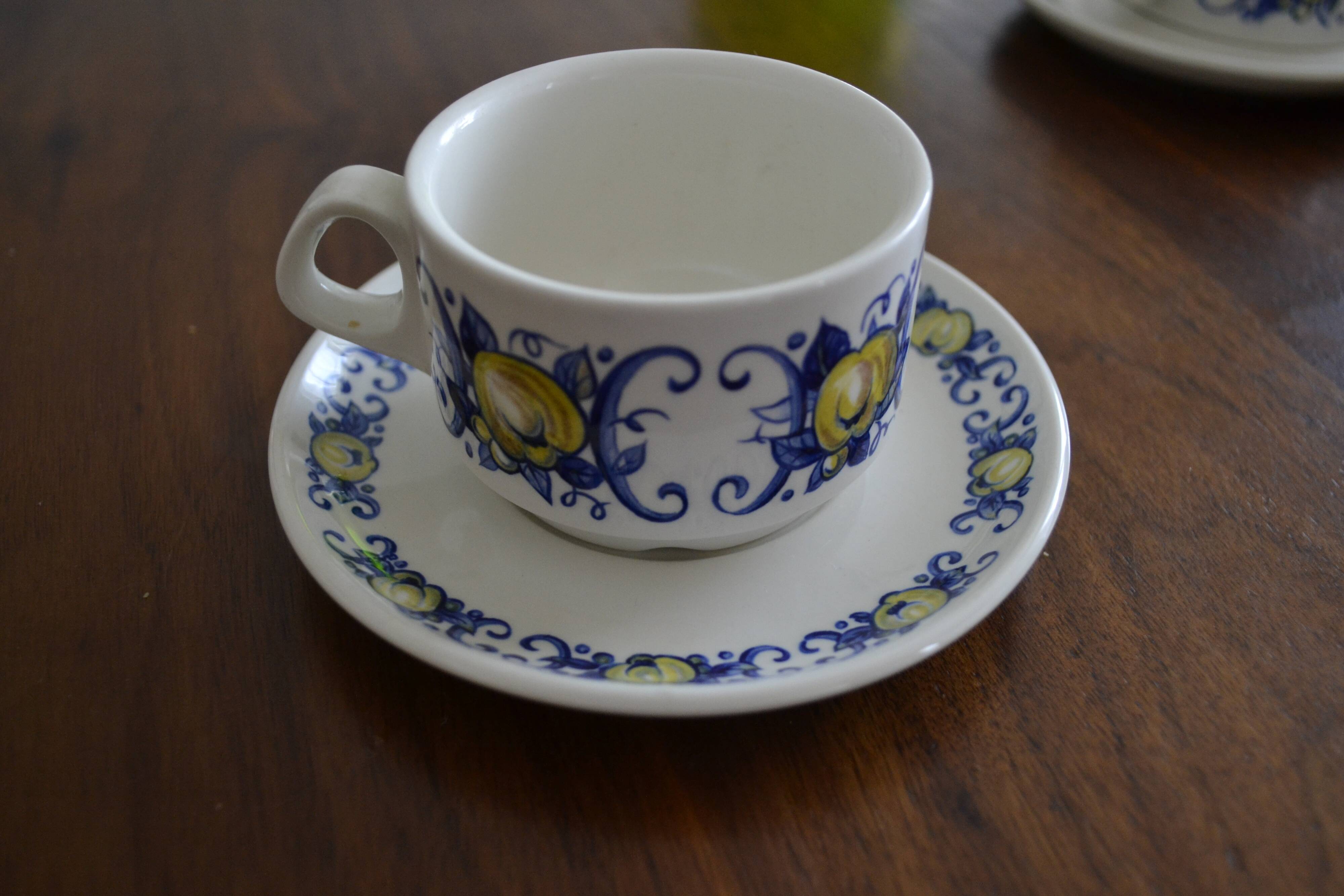 Set of 5 cups villeroy and boch model claquesin
