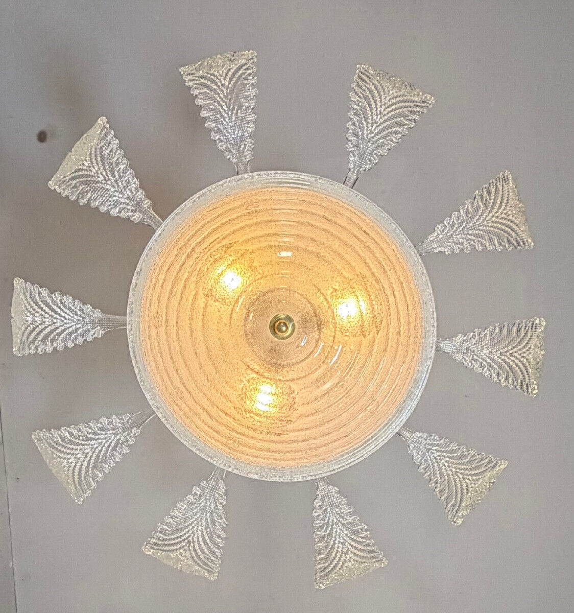 Venetian Art Deco chandelier made of Murano glass circa 1930