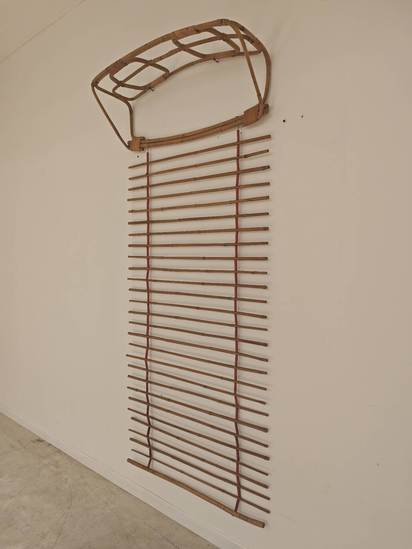 Wall-mounted coat rack in rattan, Czechoslovakia 1960