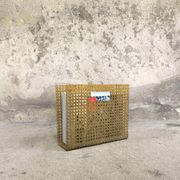 Porte-revues vintage en plexiglas et cannage