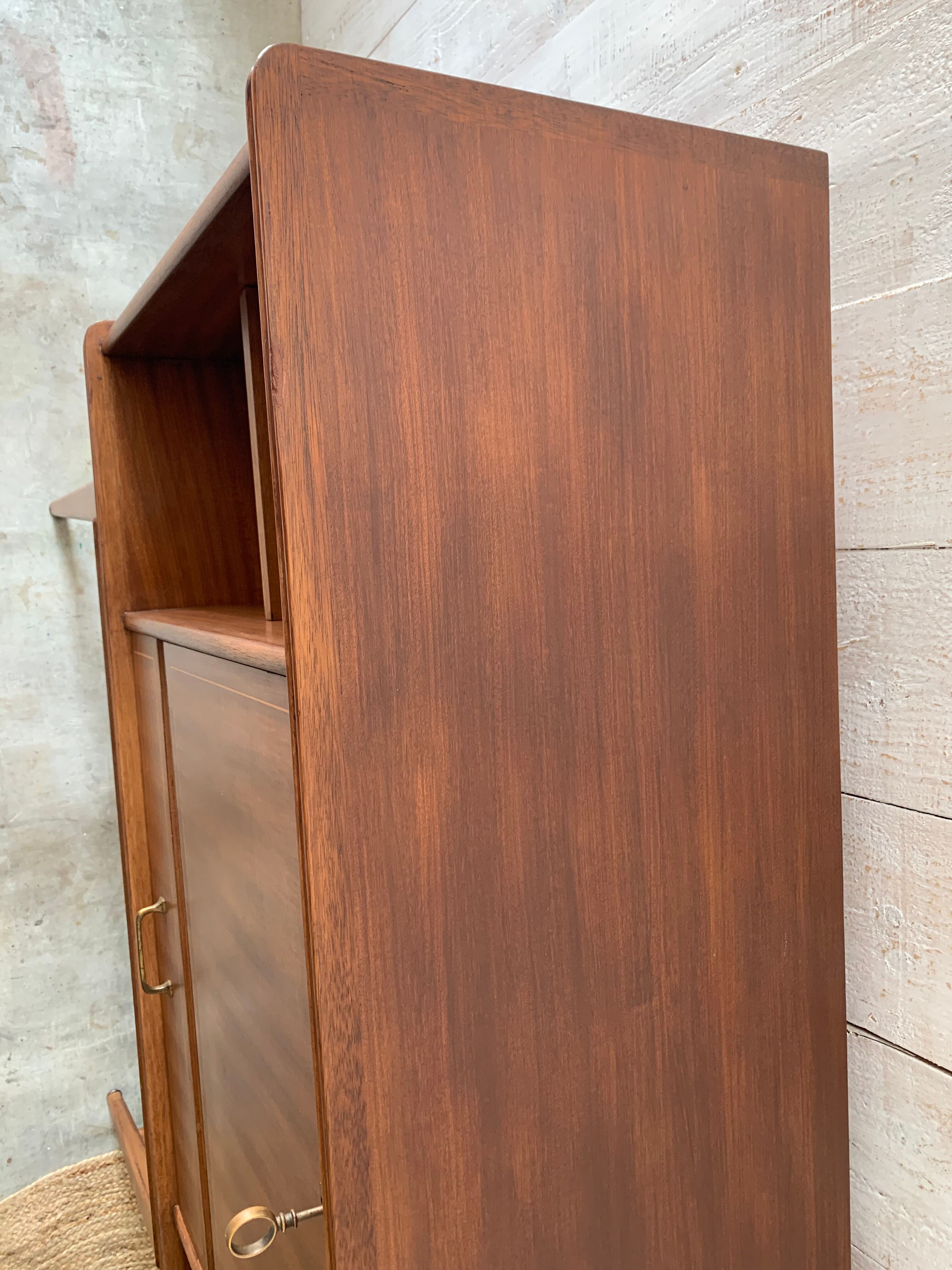 Vintage buffet/bar