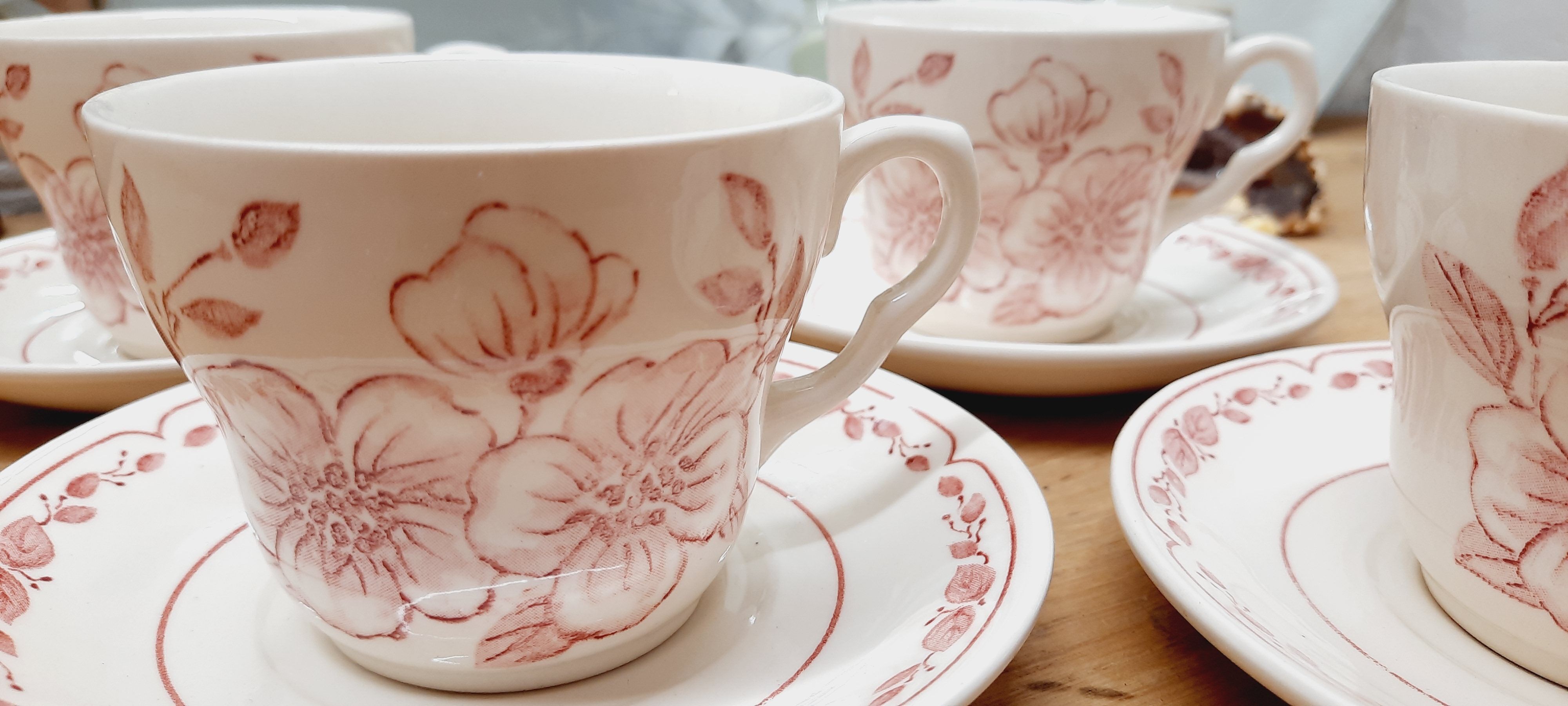 Set 6 tasses faïence rose poudré
