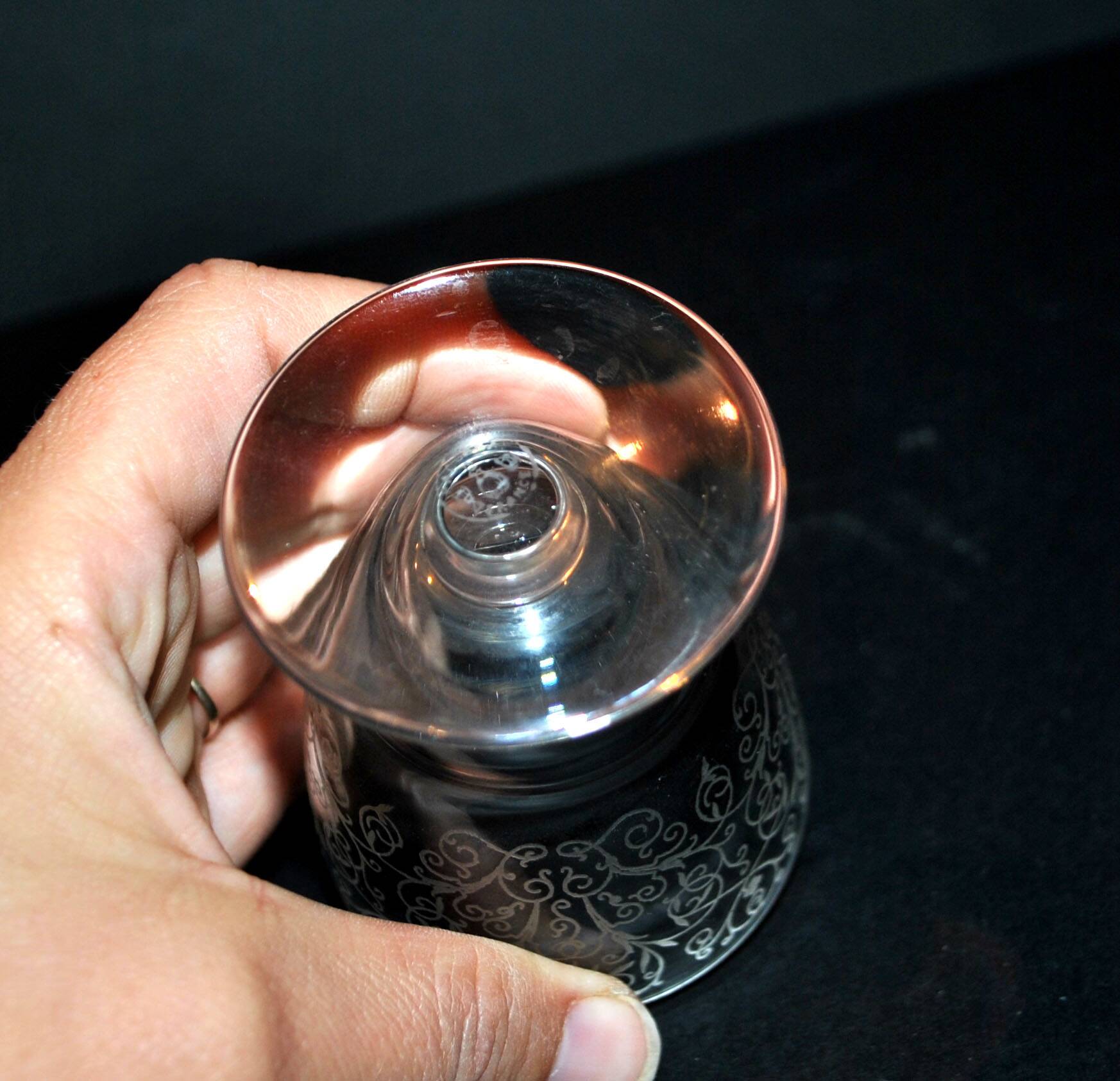 Set of 2 lulli crystal liqueur glasses signed baccarat art déco arabesque