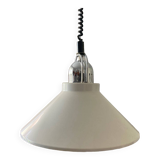White metal suspension rises and falls