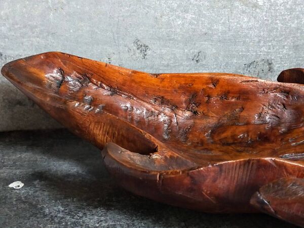 Coupe feuille en bois massif sculptée XXL ancienne