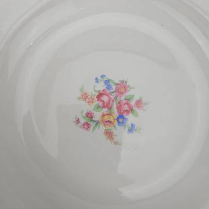 Set of 8 deep plates, 8 flat plates and 8 dessert plates + 1 dish Bavaria US Zone