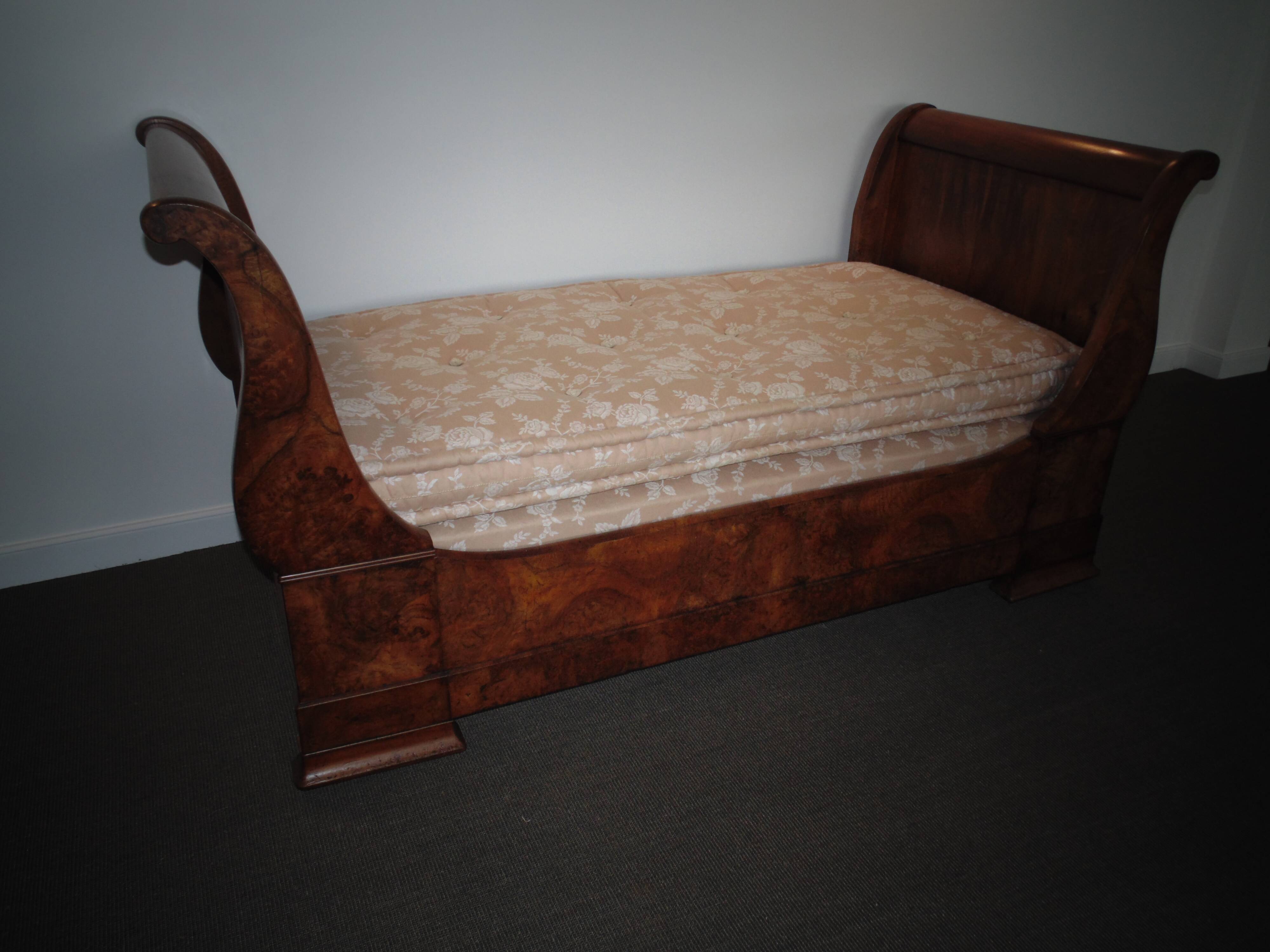Boat bed louis philippe noyer