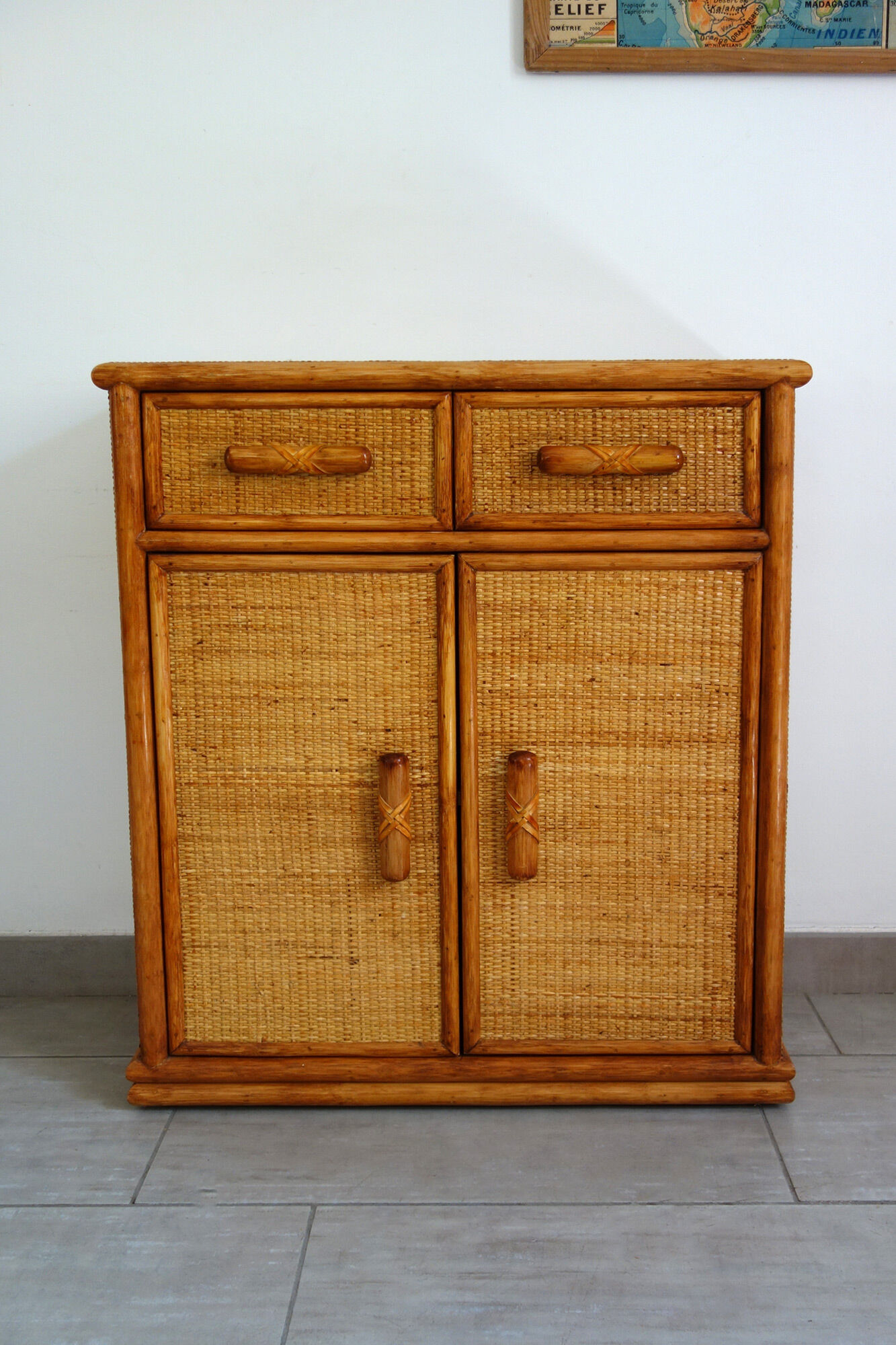 Buffet braided wicker and bamboo