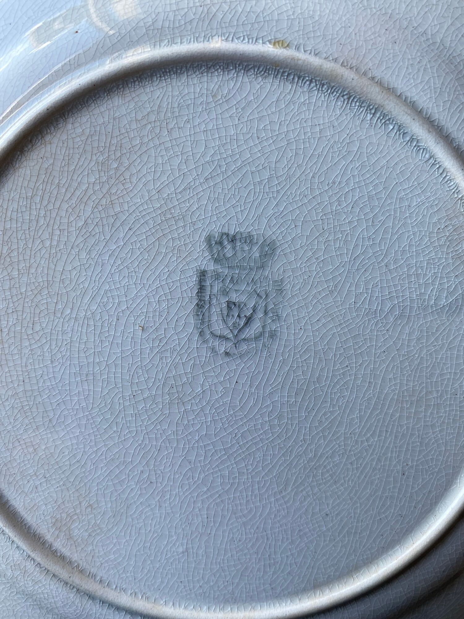 11 old dessert plates from the Pexonne earthenware factory, green and cream fruit decoration