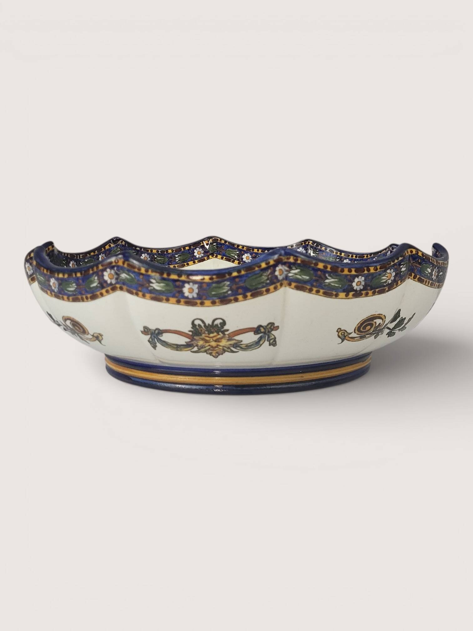Melon dish in Gien earthenware, 19th century