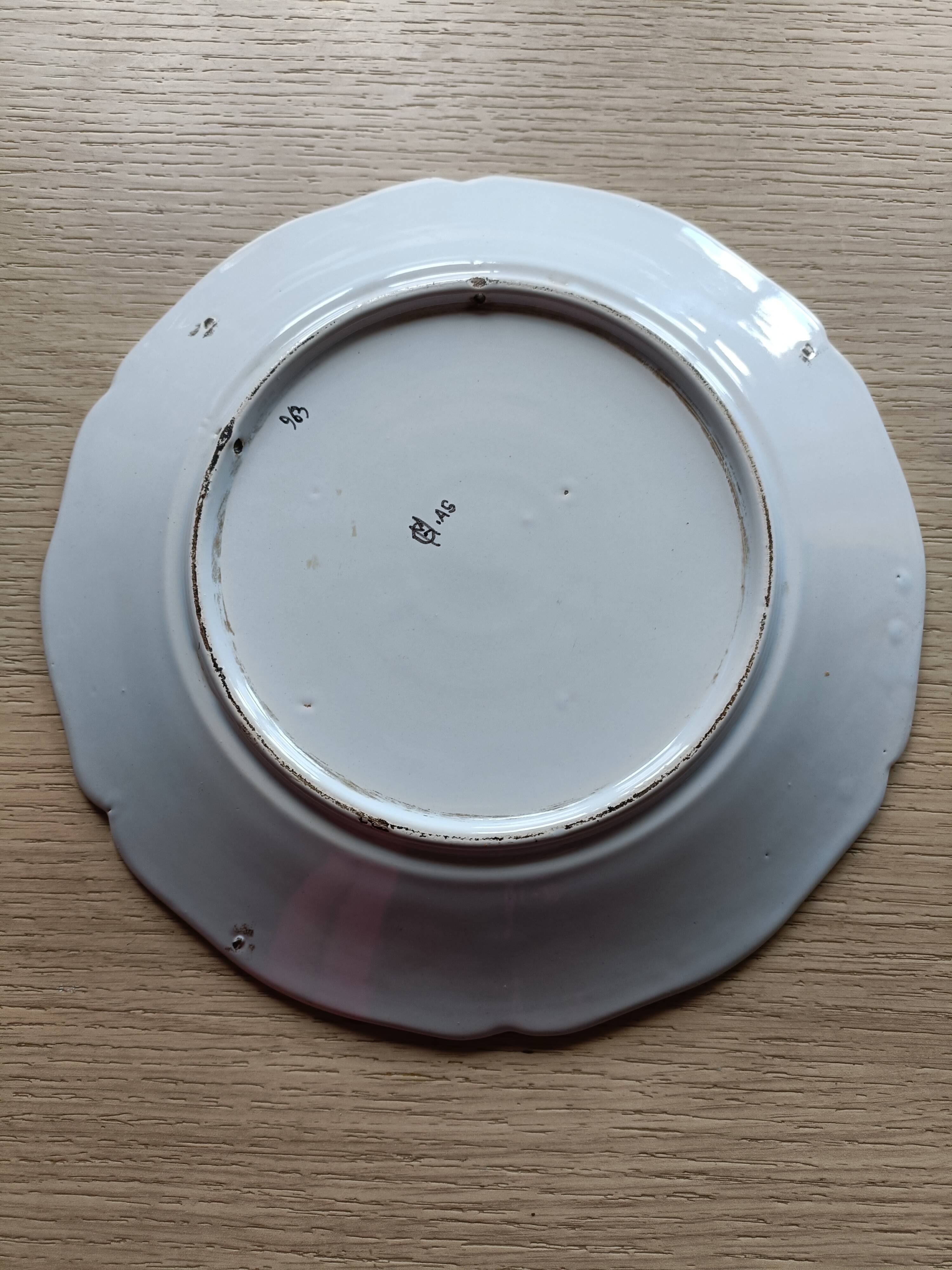 Assiette faïence Desvres signé Géo Martel