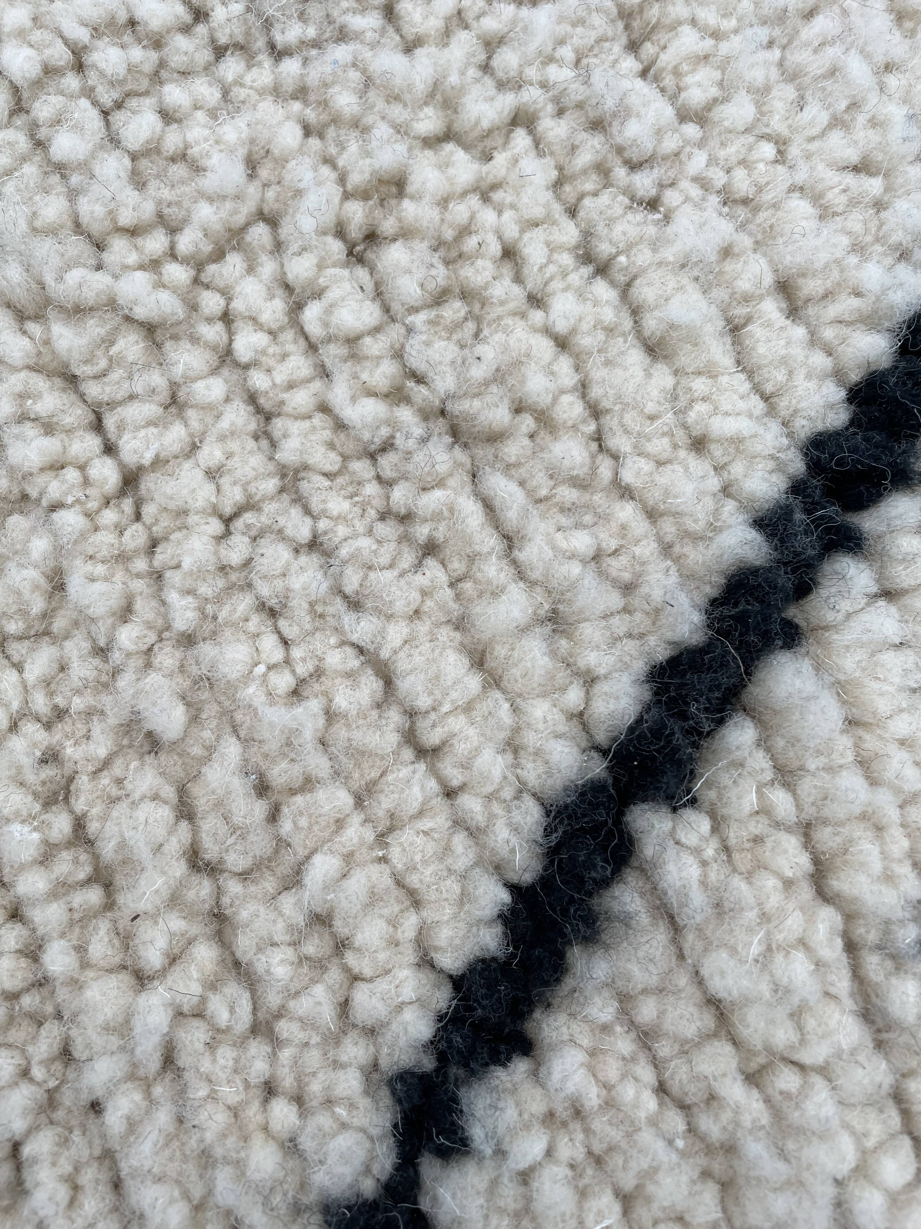 Carpet berbere beni ouarain corridor 75x380 cm