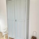 Authentic Parisian wardrobe