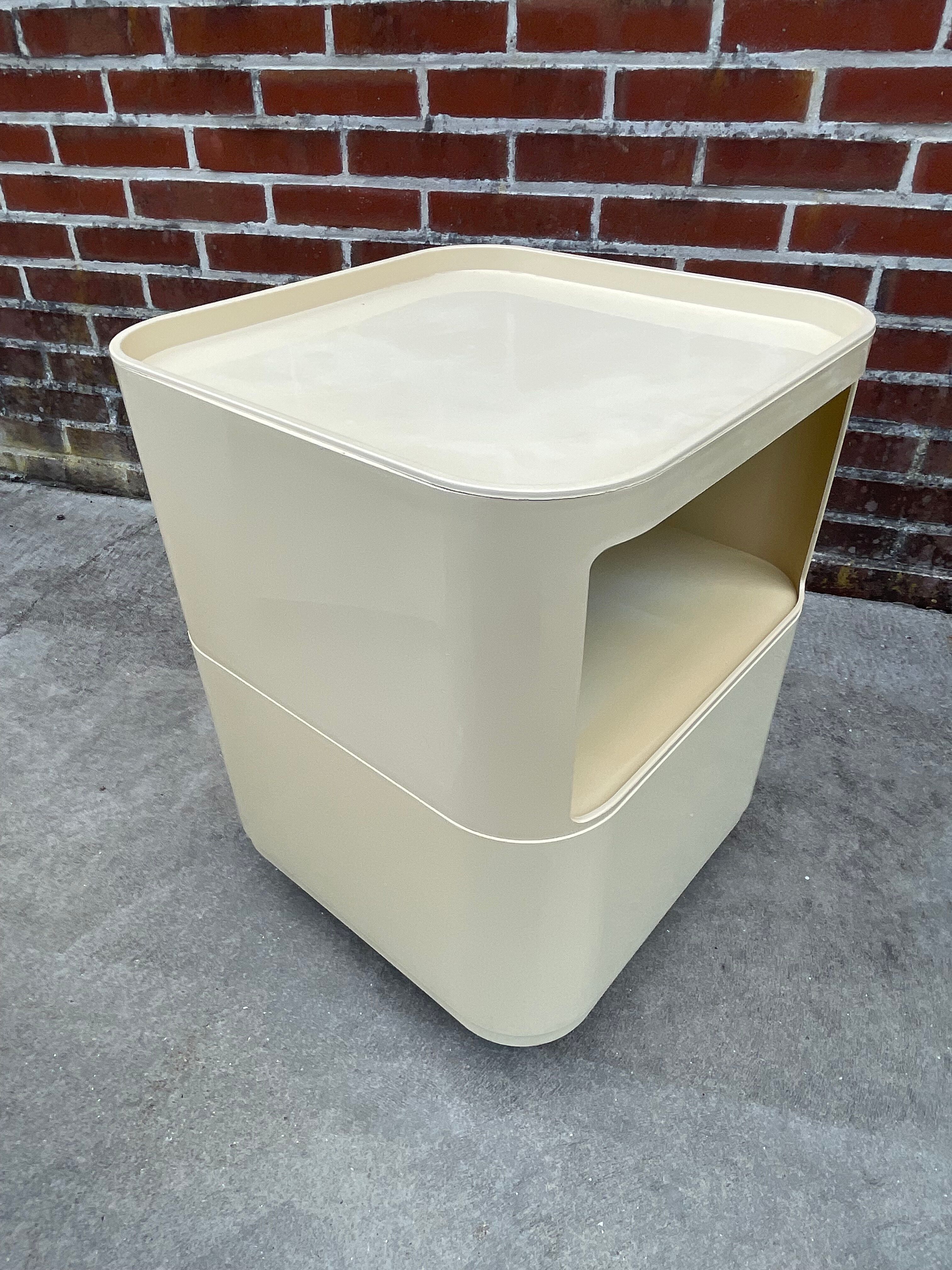 Set of Two Componibili by Anna Castelli Ferrieri for Kartell