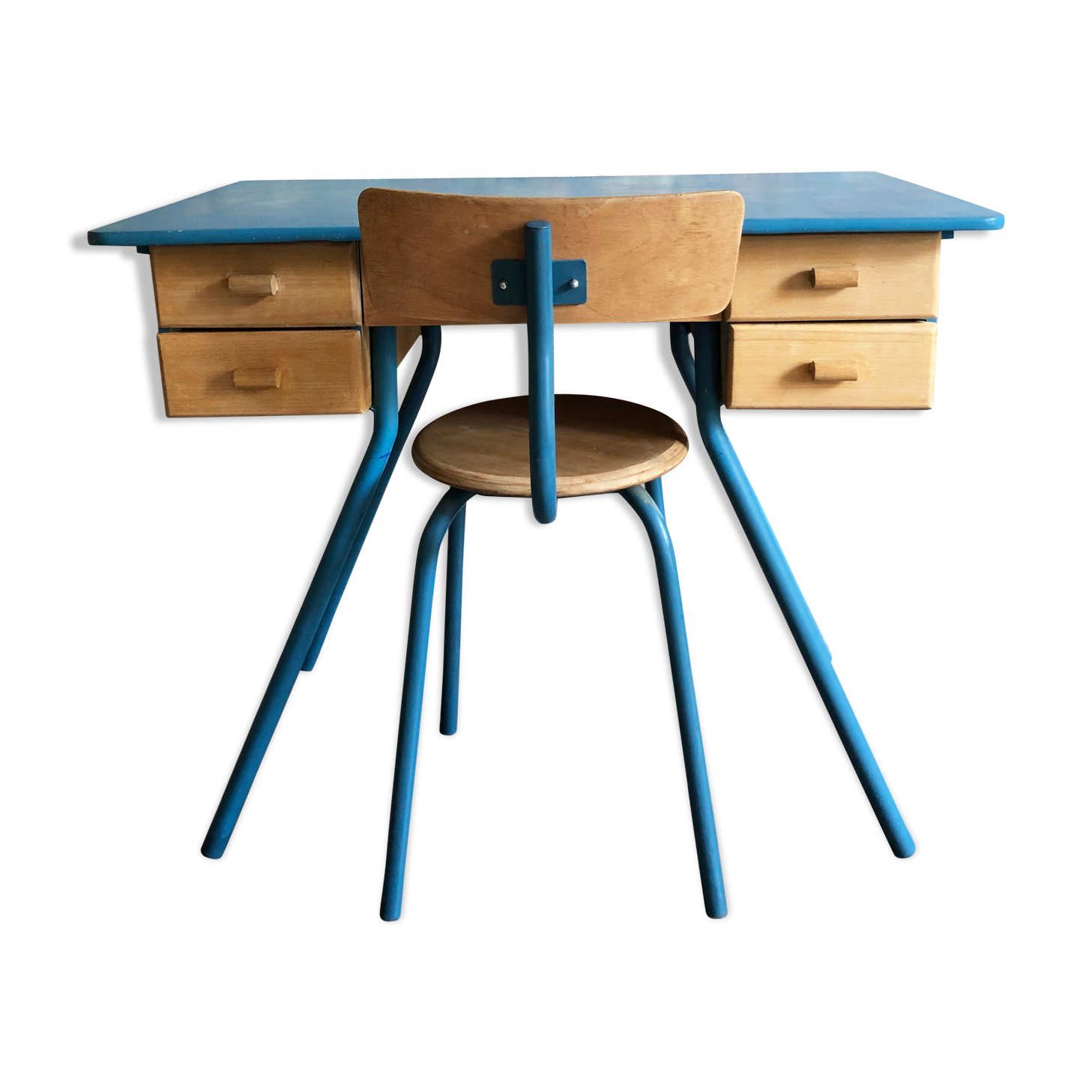 1950s child office with chair