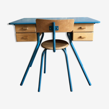 Bureau enfant des années 50 avec sa chaise