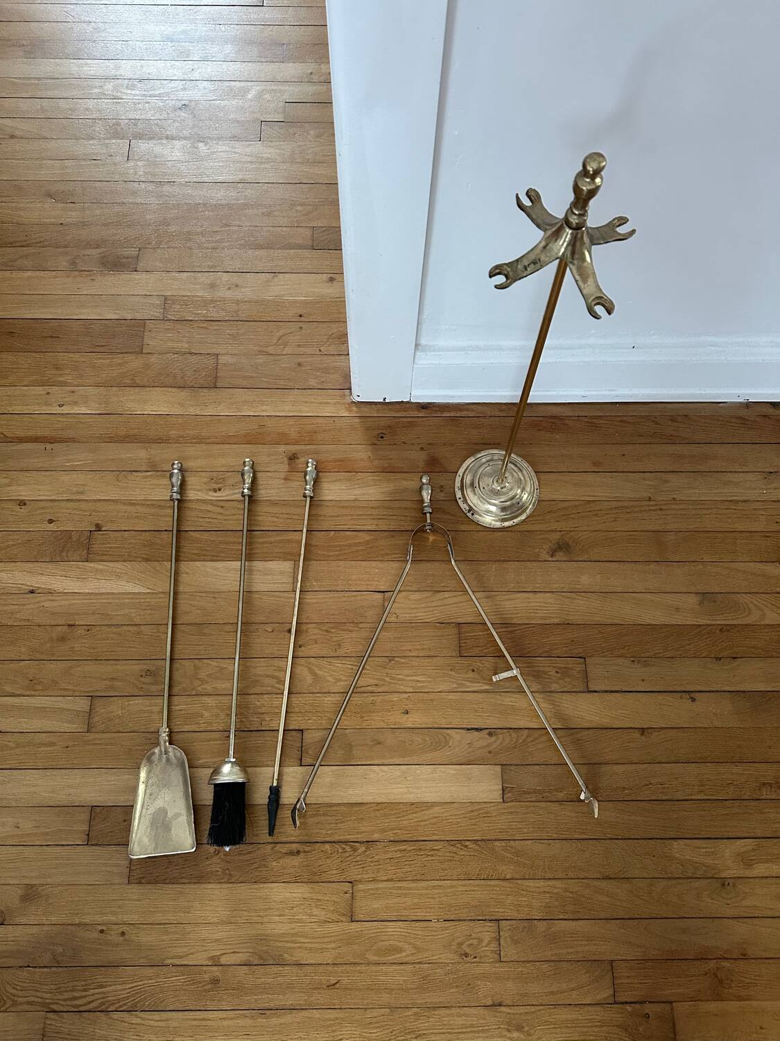 Vintage gold mantelpiece