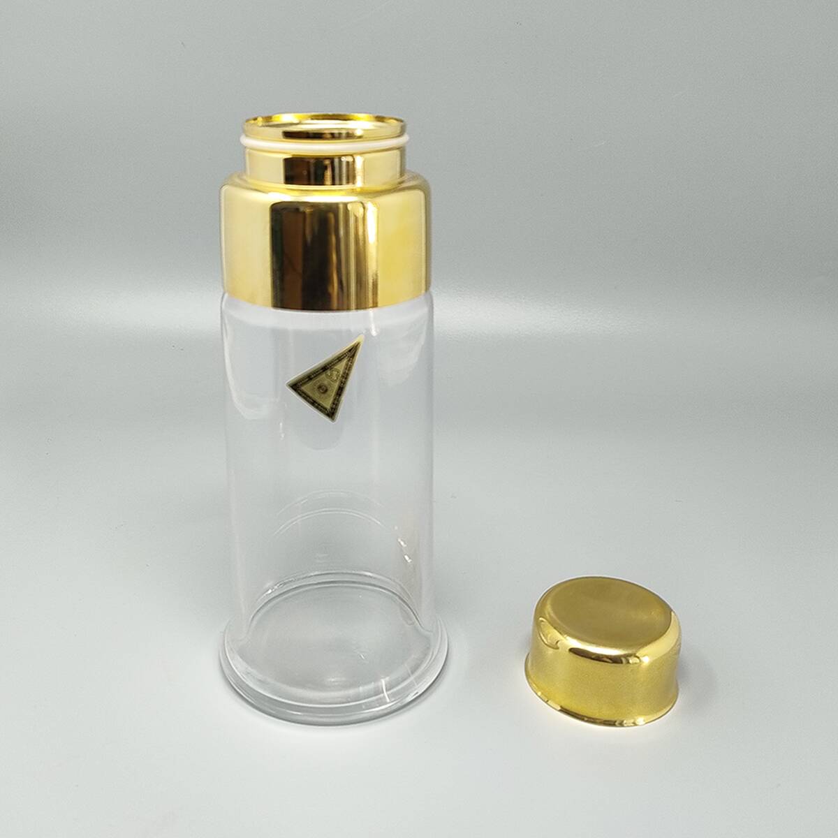 1970s Gorgeous Cocktail Shaker With Ice Bucket by Dorval in Gold plate 24K and Crystal. Made in Ital