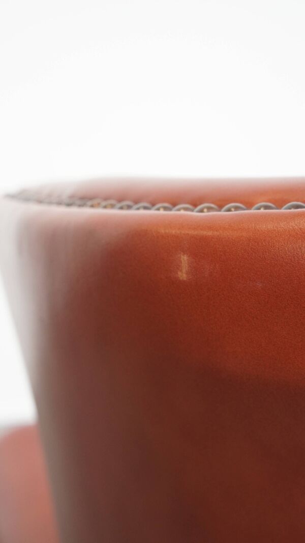 Chesterfield anglais Wingback Chesterfield anglais Whair en cuir de vachette