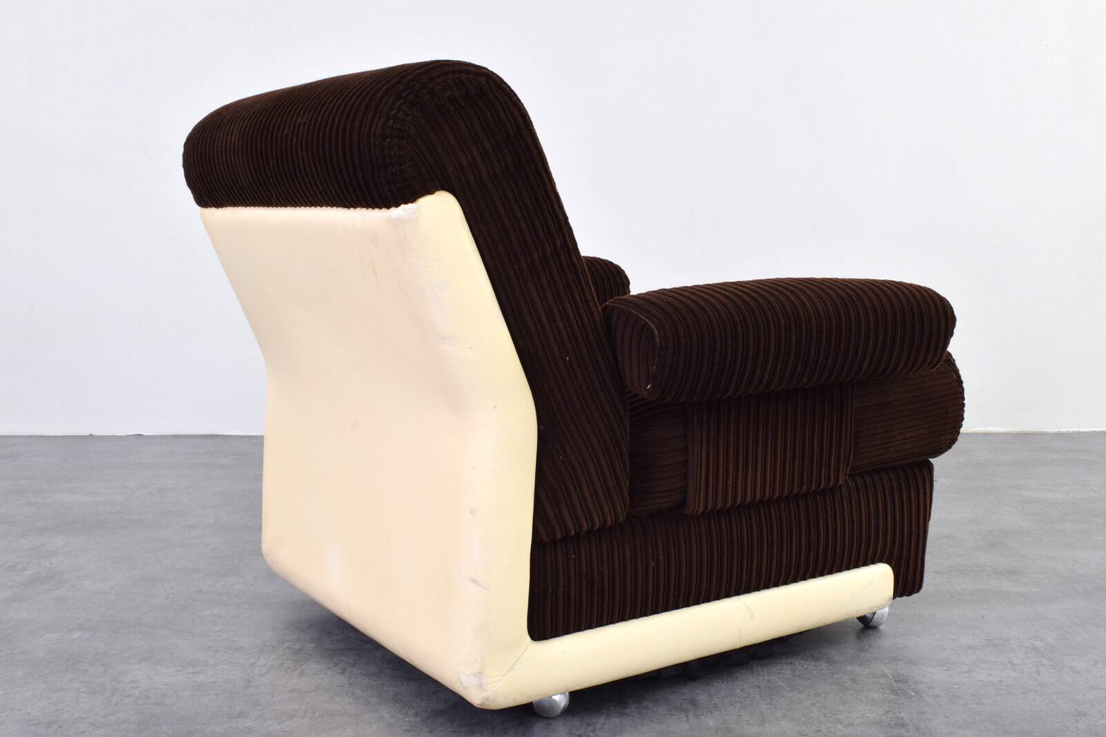 Fauteuil de salon allemand du milieu du siècle, années 1970.
